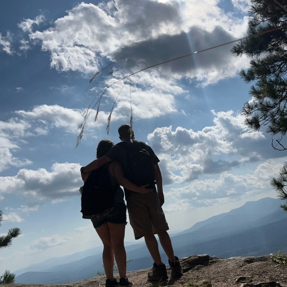 Meet your Posher, Toni - Picture 2 of 3